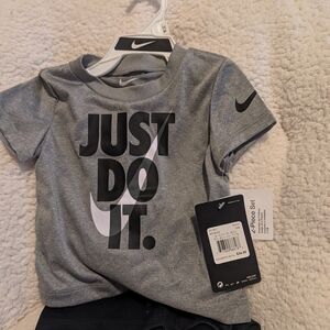 Nike Kids Gray 'Just Do It' T-Shirt